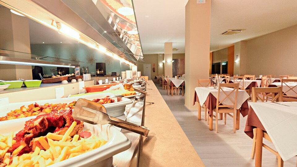 azuline Hotel Pacific